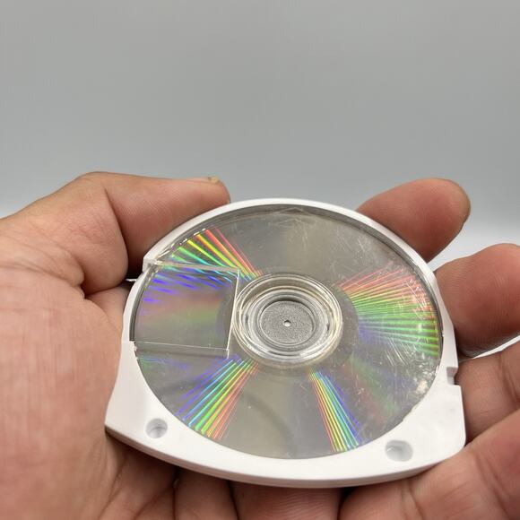 Transformers: Revenge of the Fallen (Sony PSP, 2009) Disc Only! Works! - Picture 4 of 4